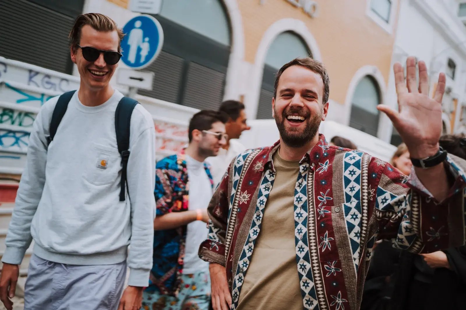 welzijn medewerkers werknemerswelzijn schouderklop